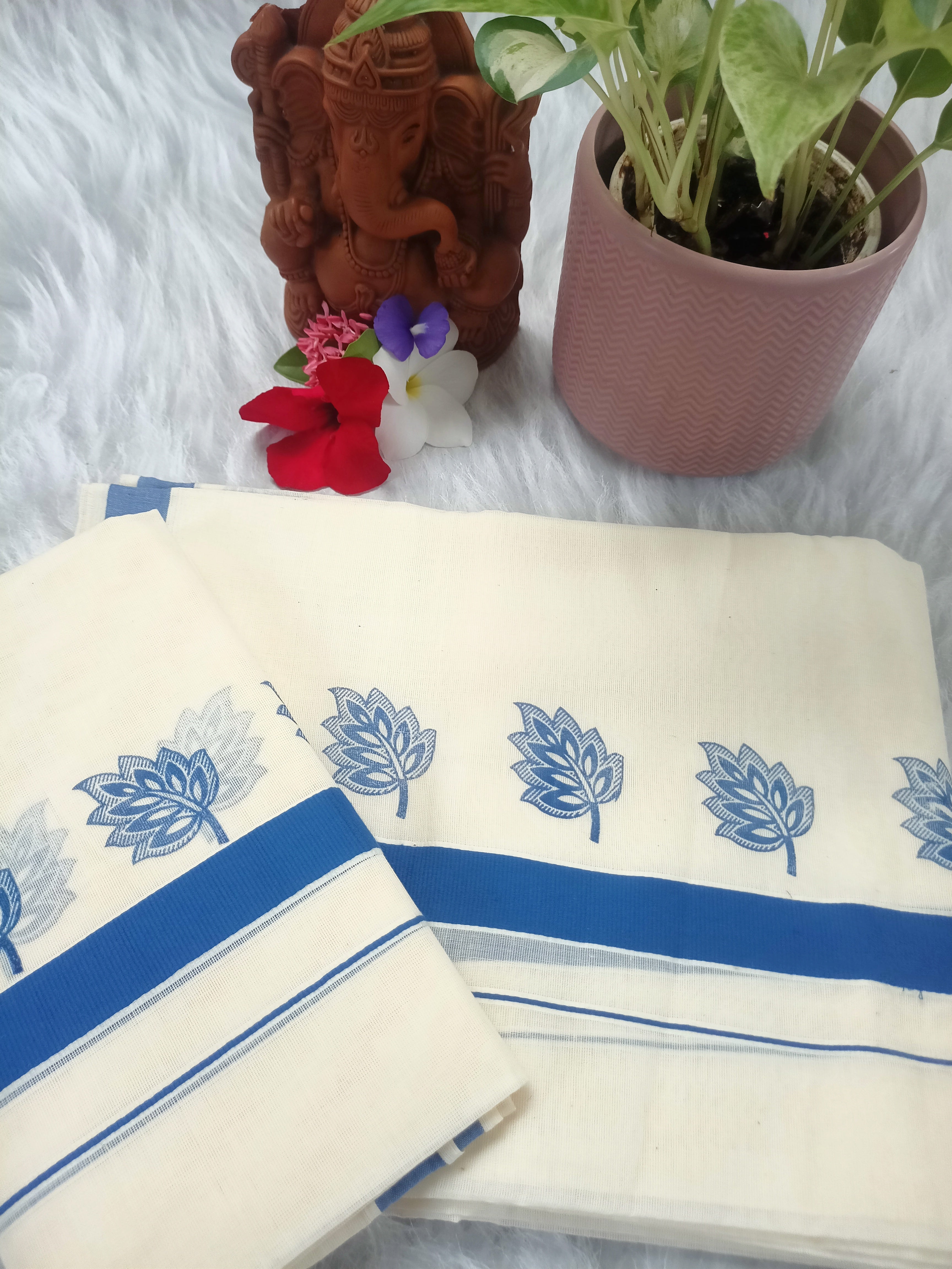 Blue leaf print set mundu _ SM7132