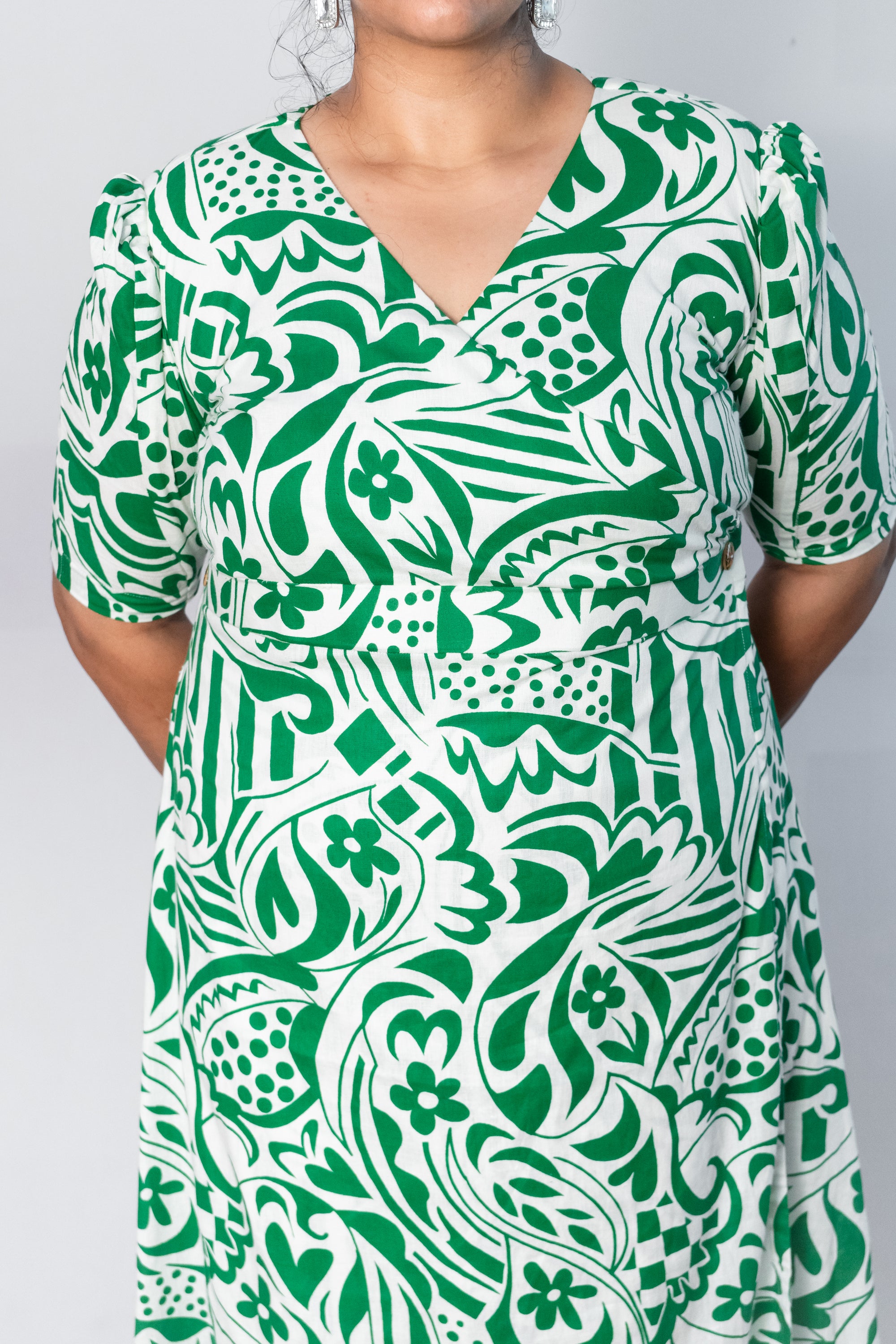 Vanika - Green