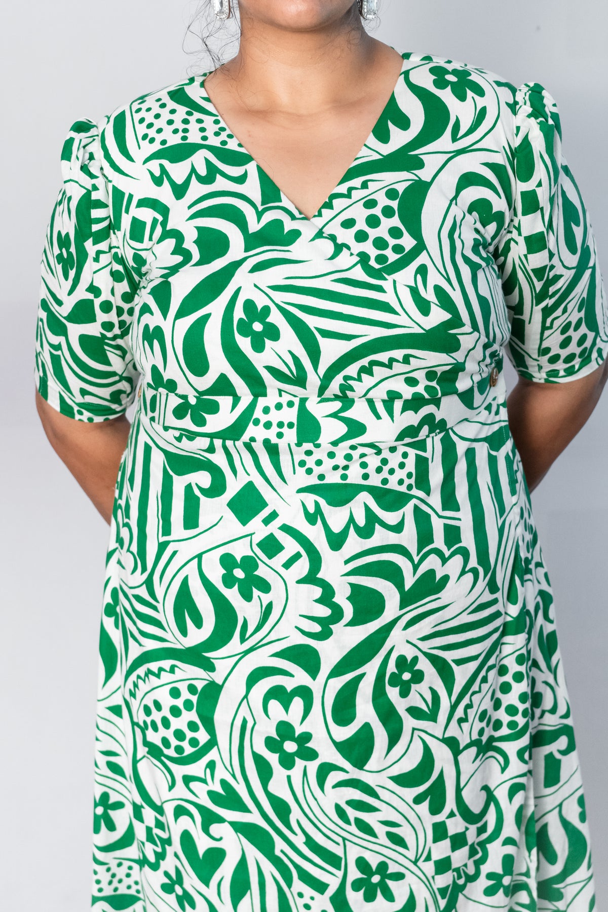 Vanika - Green